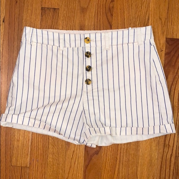 Old Navy Pants - OLD NAVY SHORTS